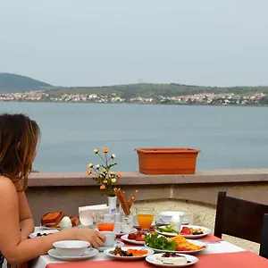 Ayvalik Palas Hotel ** Ayvalı