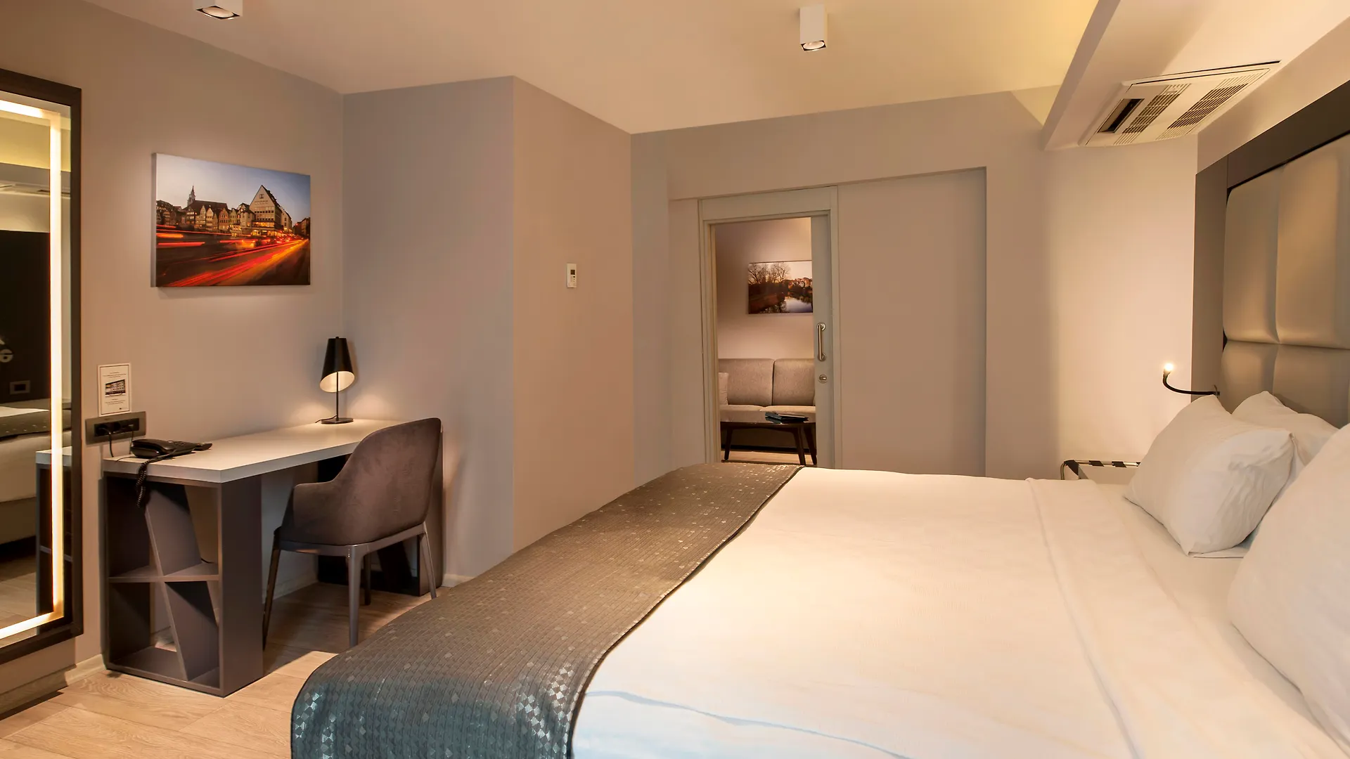 Smart Hotel Esmirna Turquia