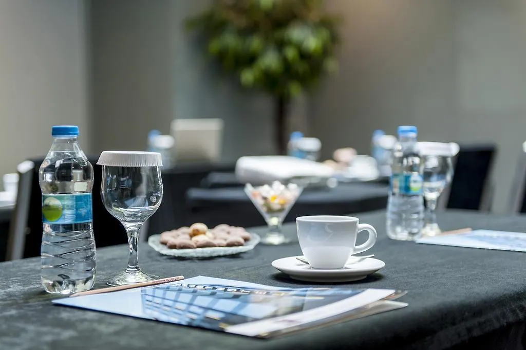 Smart Hotel Esmirna
