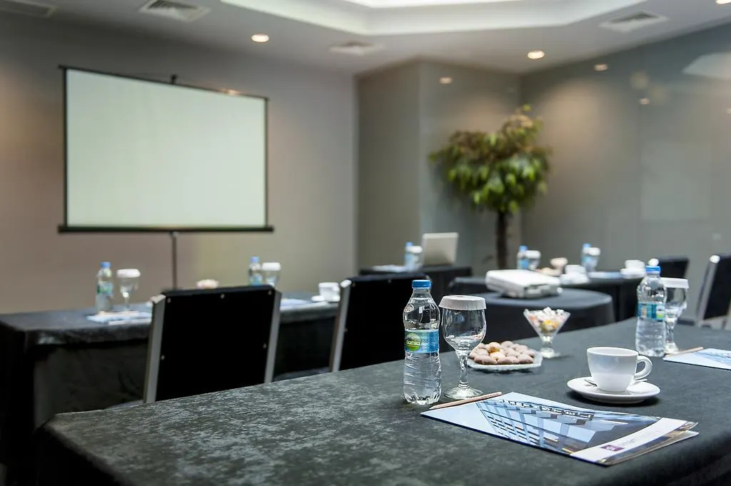 Smart Hotel Esmirna